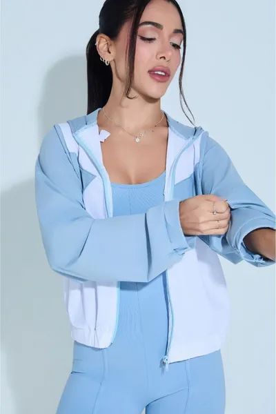 Casaco Cropped C/ Recortes e Capuz  | GAMANE & SKINBOX