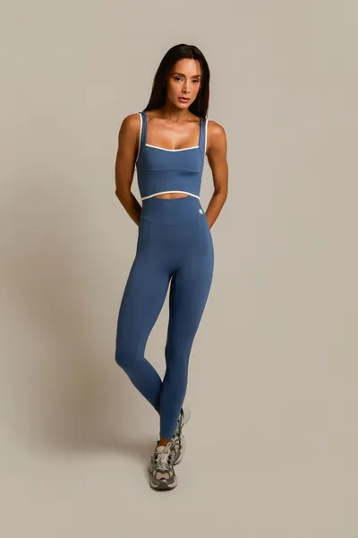 Macacão Longo c/ Detalhe Azul Jeans | METROPOLITAN