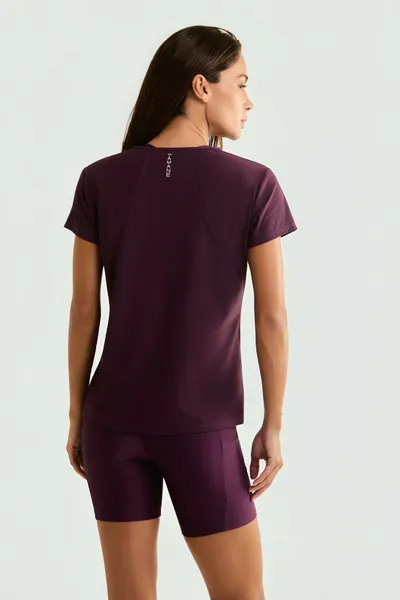 Blusa c/ Detalhe Nas Costas Açaí | METROPOLITAN
