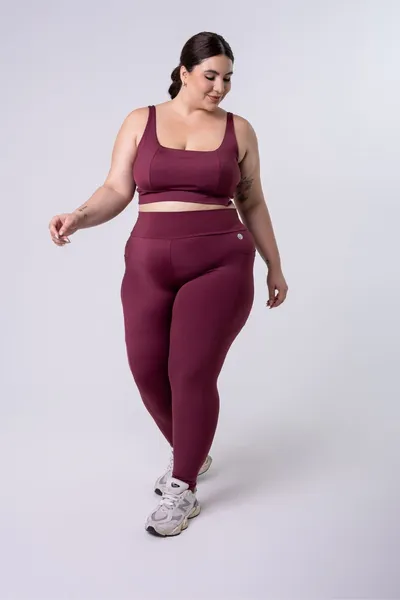  Calça Legging c/ Bolso Plus Vinho | LINHA PLUS