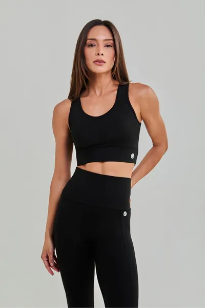  Top c/ Detalhe Nas Costas Preto | ASCENT