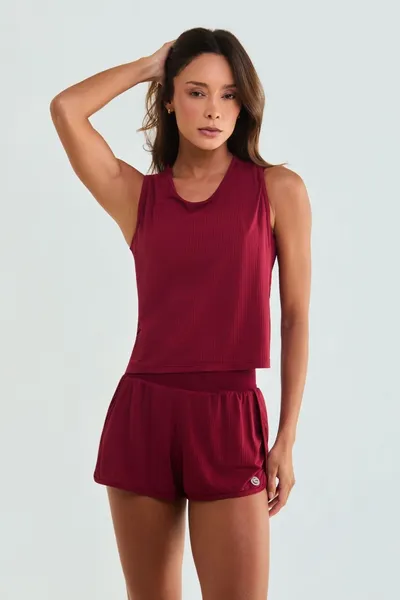 Camiseta Cropped Vinho | PEAK