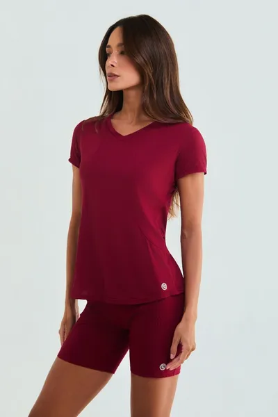 Blusa c/ Detalhe Na Frente Vinho | PEAK